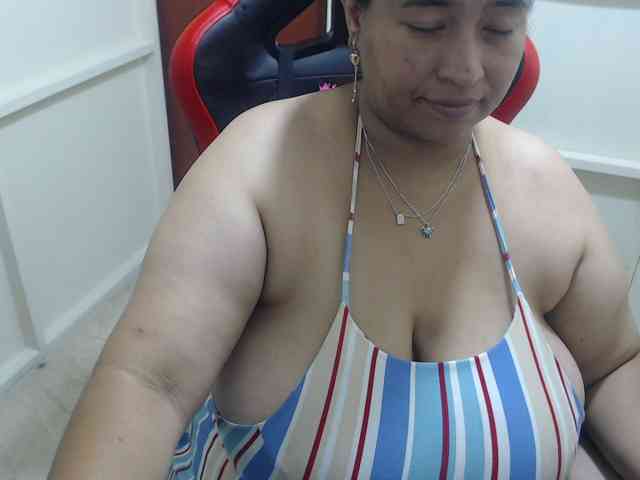 CamilaSexHot webcam