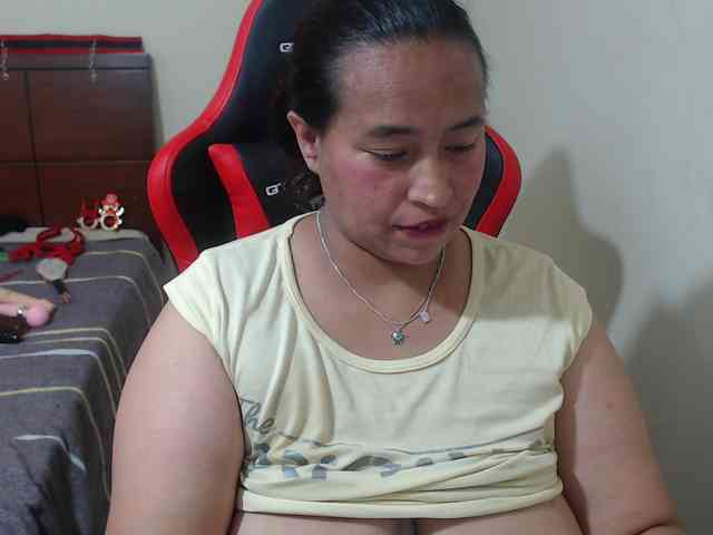 CamilaSexHot webcam