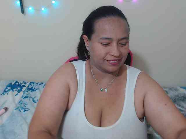 CamilaSexHot webcam