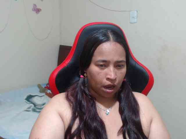 CamilaSexHot webcam