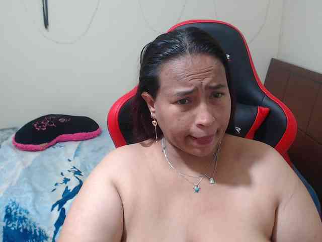 CamilaSexHot webcam