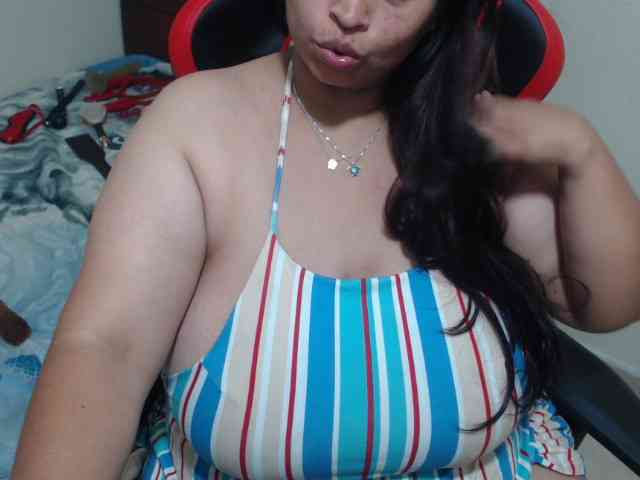 CamilaSexHot webcam