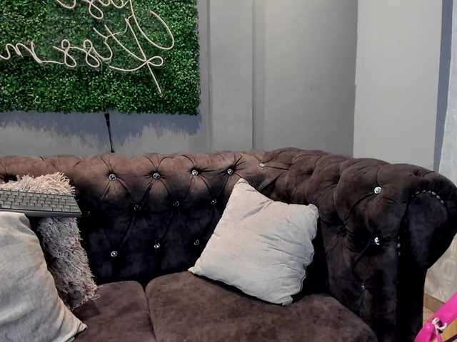 MariaSim live webcam show