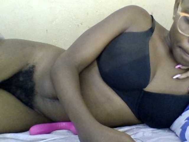Minlavine live cam on BongaCams