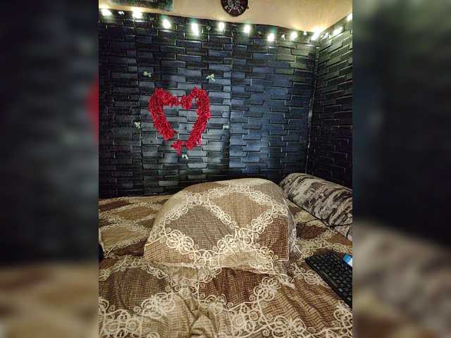 AliceRabbit's BongaCams show and profile