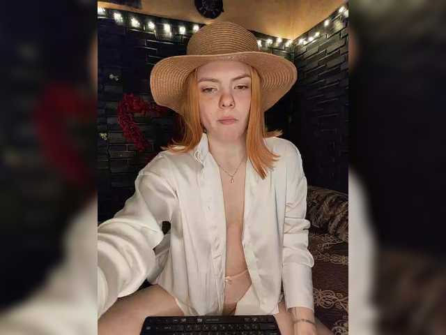 AliceRabbit live cam on BongaCams
