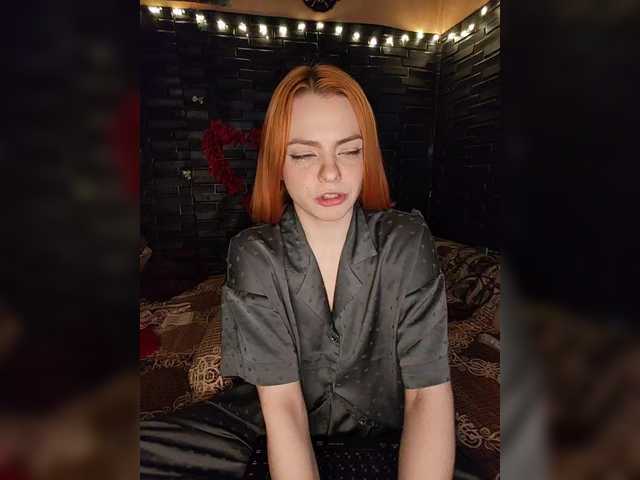 AliceRabbit's BongaCams show and profile