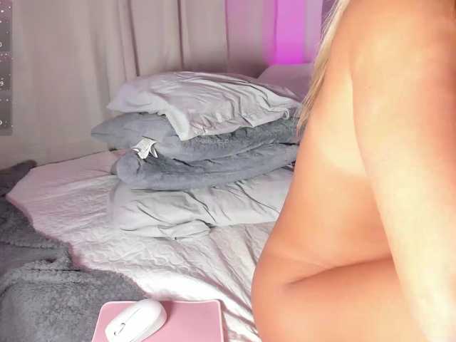 RosseeDaw live cam on BongaCams