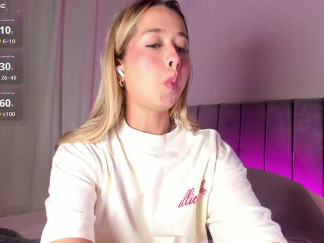 RosseeDaw live cam on BongaCams