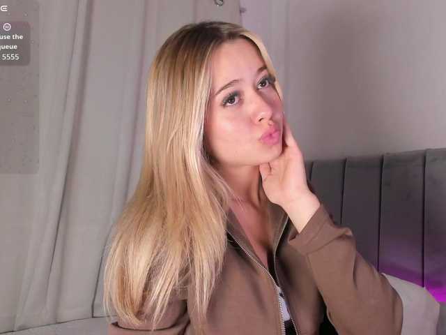 RosseeDaw live cam on BongaCams