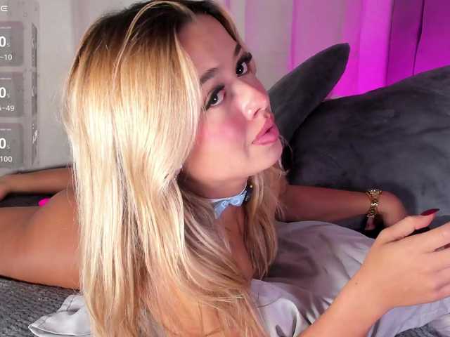 RosseeDaw live cam on BongaCams