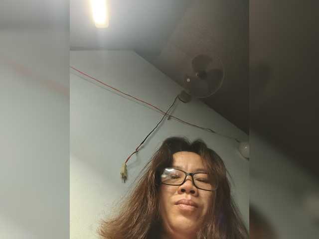 Hill6969 live cam on BongaCams