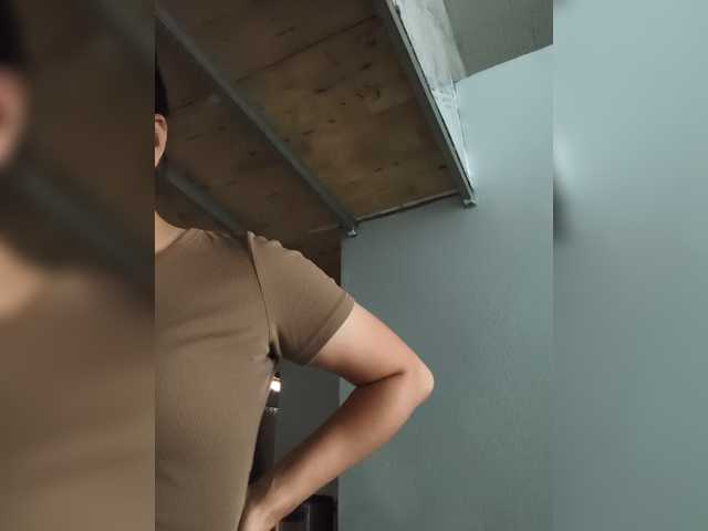 Hill6969 live cam on BongaCams