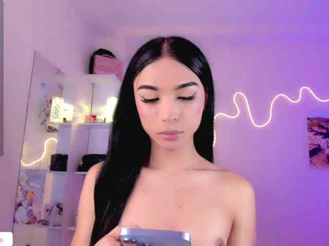 Babyandrea021 Live Webcam on BongaCams
