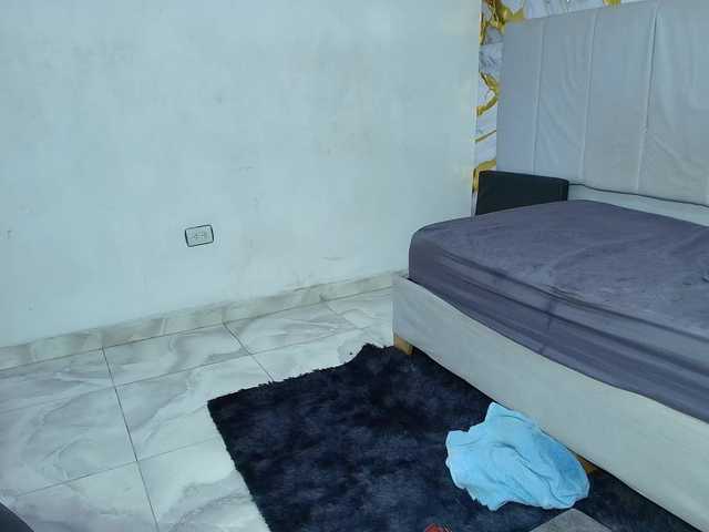 Harsh-mode live cam on BongaCams