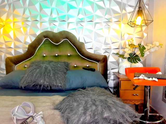 SusanSlim live cam preview