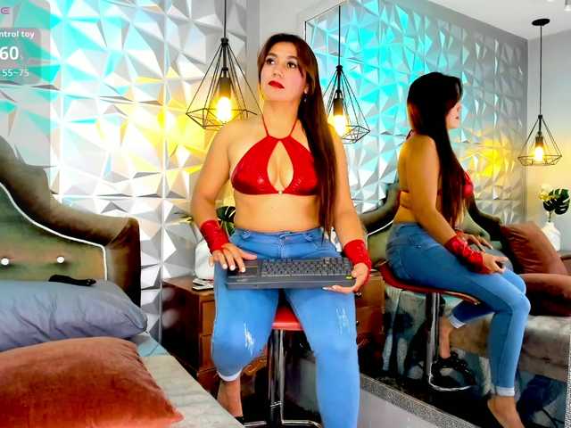 SusanSlim live webcam show