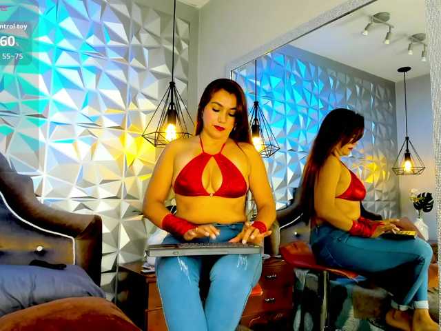 SusanSlim live webcam show