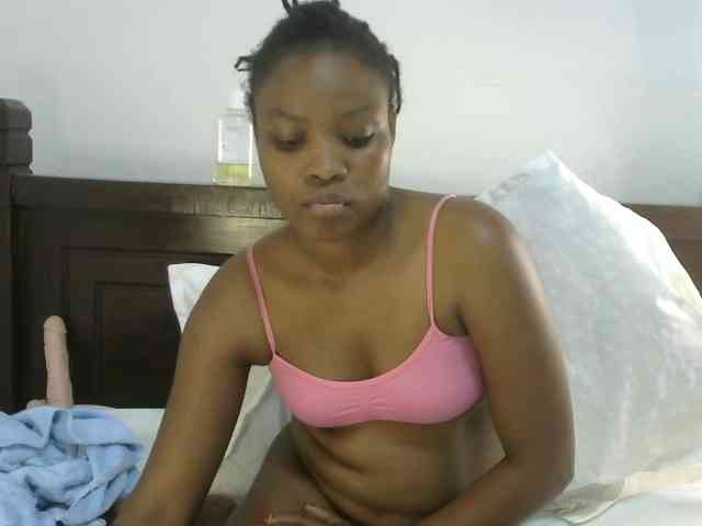 queen-ebony2