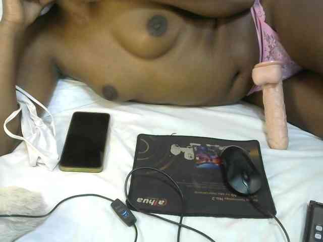 queen-ebony2
