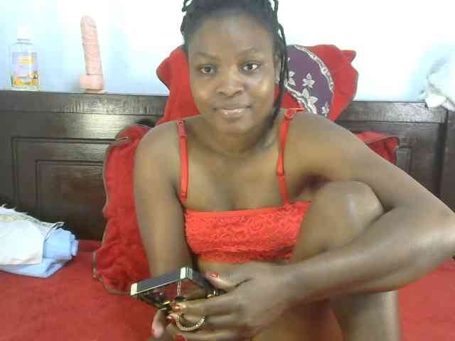 queen-ebony2 webcam