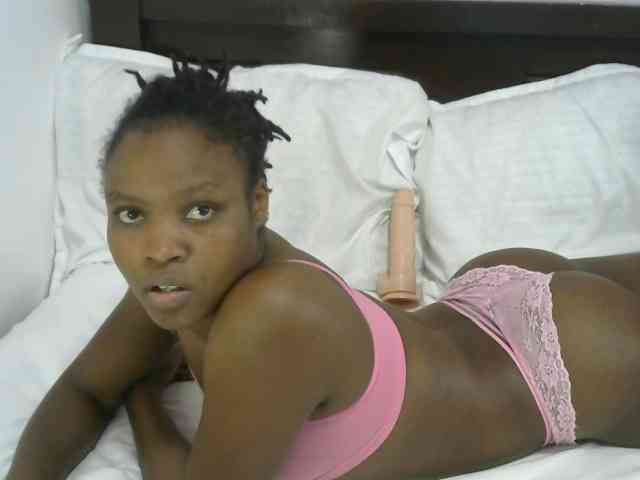 queen-ebony2