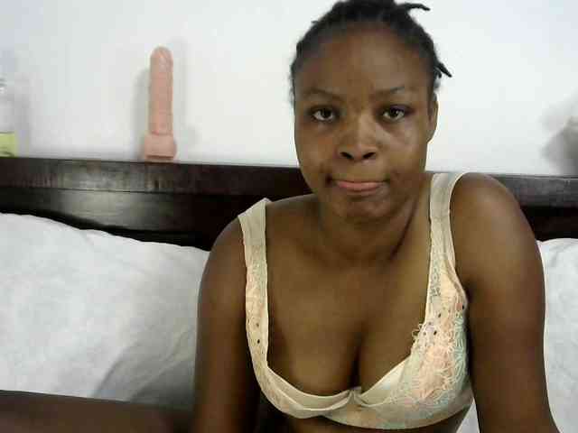 queen-ebony2