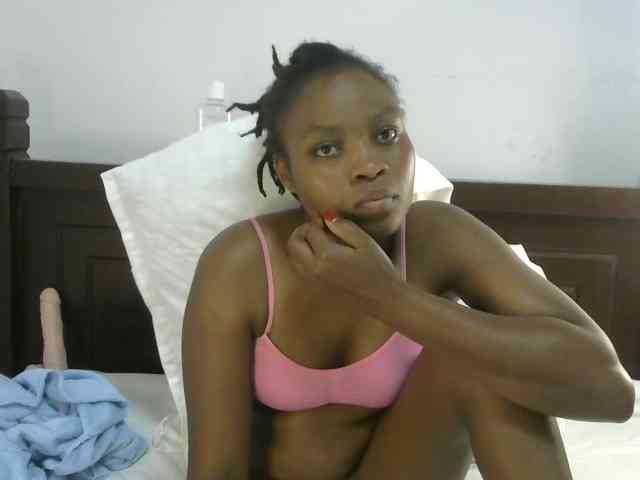 queen-ebony2