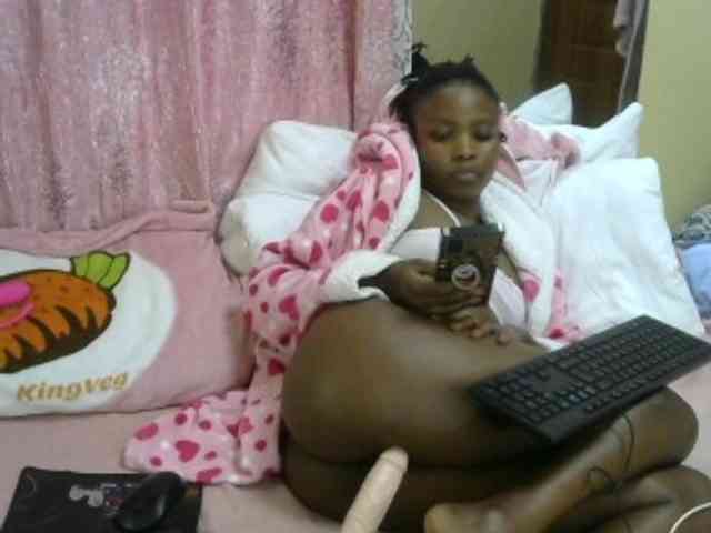 queen-ebony2 webcam