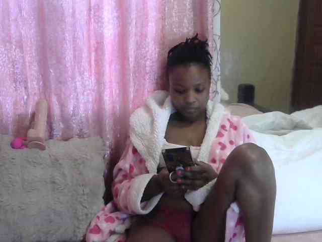 queen-ebony2 webcam