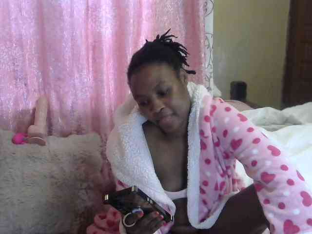 queen-ebony2 webcam