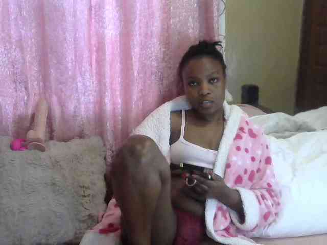 queen-ebony2