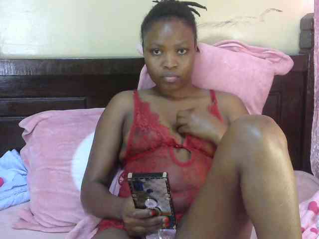 queen-ebony2