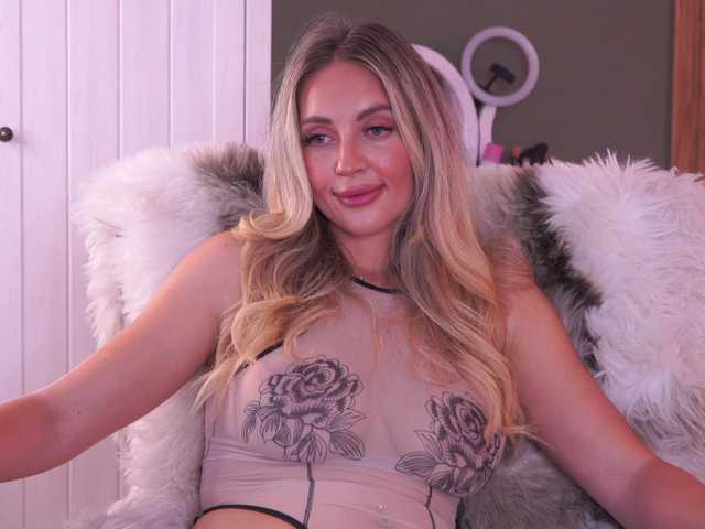 Joanneshyshy live webcam show