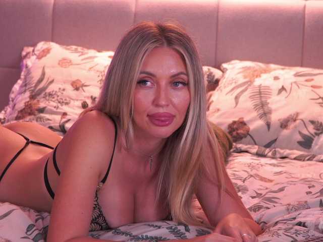 Sex chat gratuit in direct cu Joanneshyshy pe BongaCams