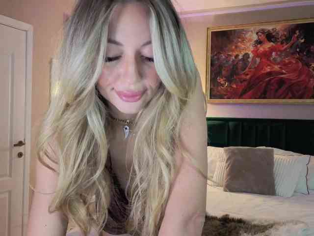 JoanneSpoilMe webcam