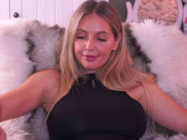 JoanneSpoilMe