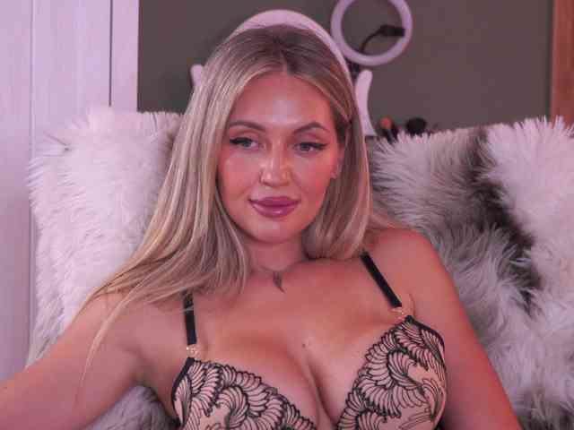 JoanneSpoilMe