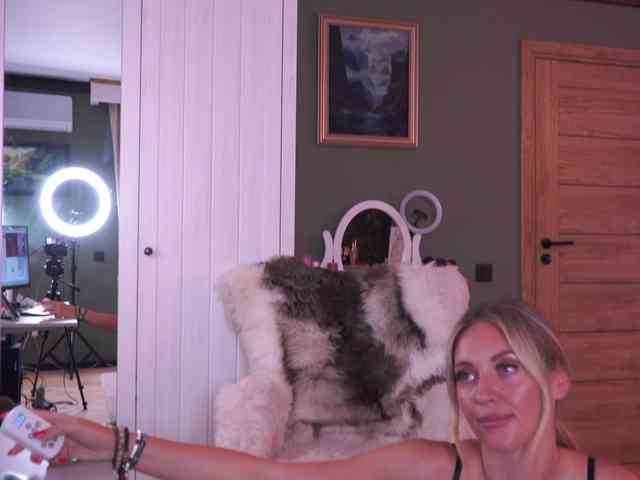 JoanneSpoilMe webcam