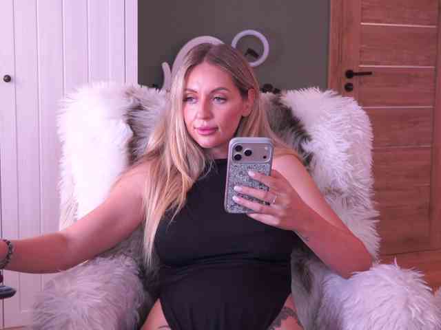 JoanneSpoilMe