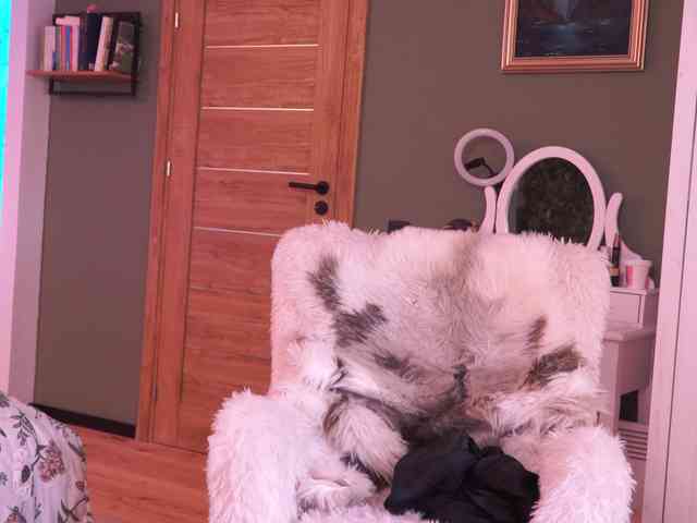 JoanneSpoilMe webcam