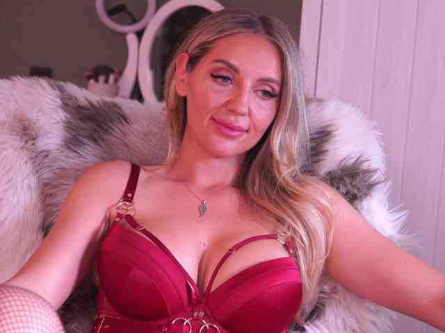 JoanneSpoilMe