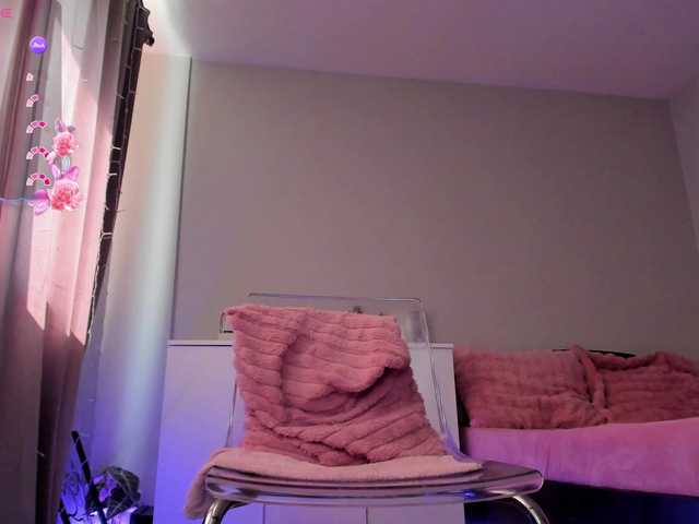 Kyliejo18 live webcam show
