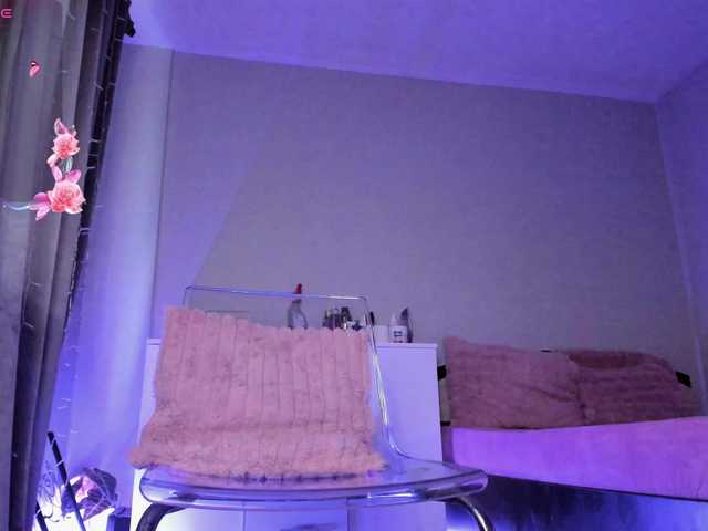 Kyliejo18 live webcam show