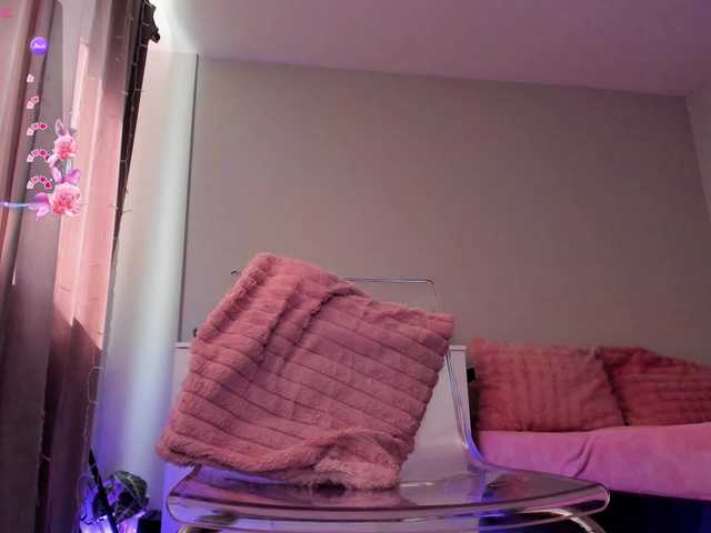 Kyliejo18 live webcam show