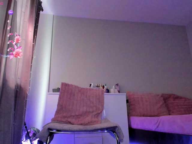 Kyliejo18 live webcam show