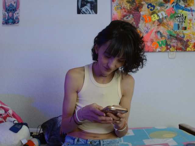 sakuraskinny live cam on BongaCams