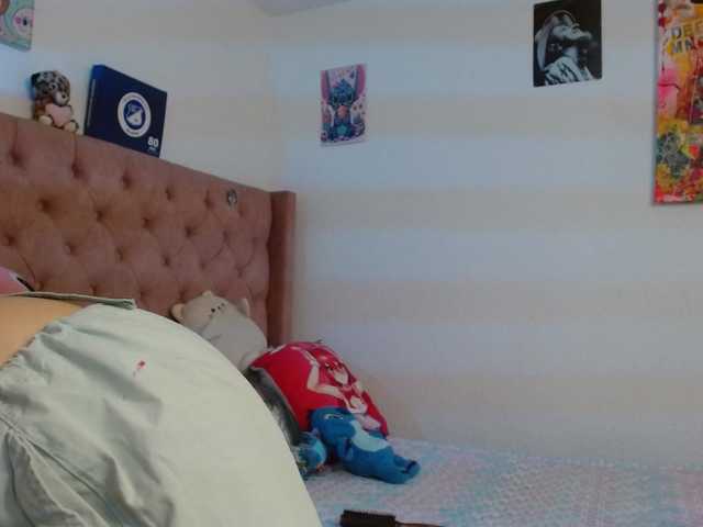 sakuraskinny live cam on BongaCams