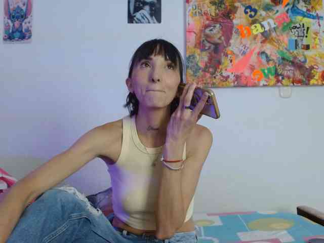 sakuraskinny webcam