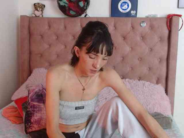 sakuraskinny